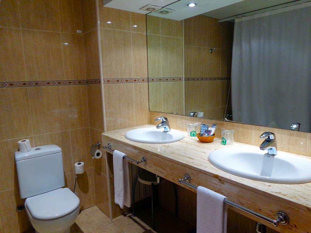 Hotel Festa Brava Andorra la Vella Pokoj fotografie