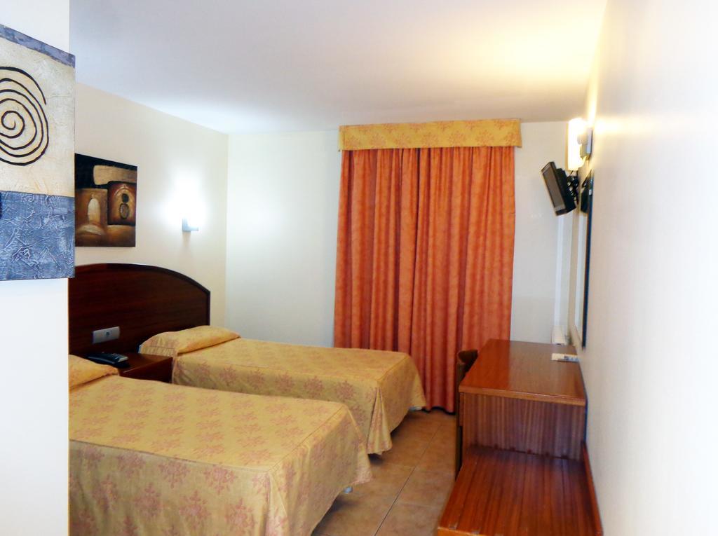 Hotel Festa Brava Andorra la Vella Pokoj fotografie